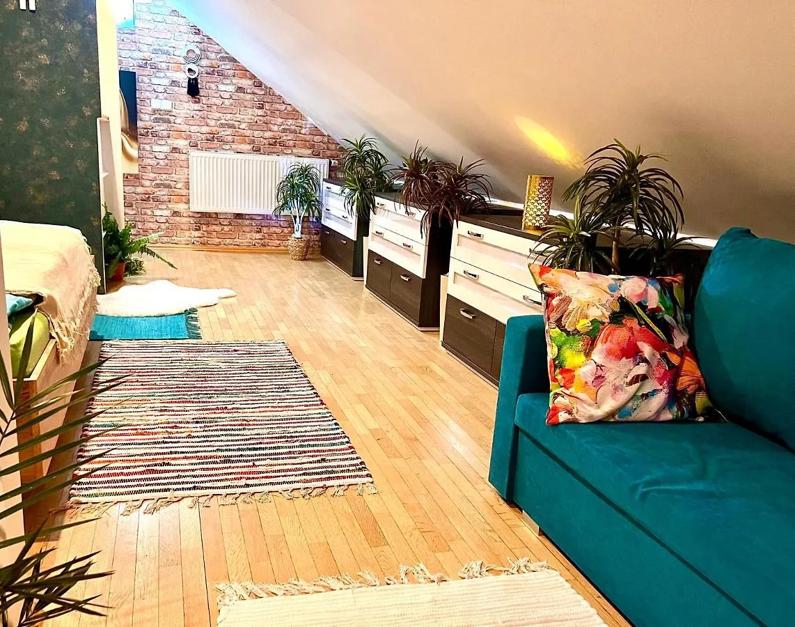 Duplex 2 With Quiet Terrace On Wenceslas Square Прага