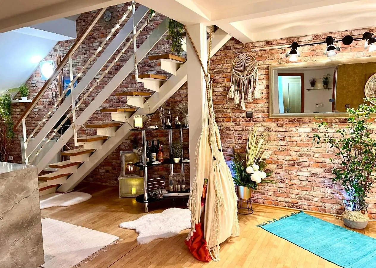 Апартаменты Duplex 2 With Quiet Terrace On Wenceslas Square Прага Чехия