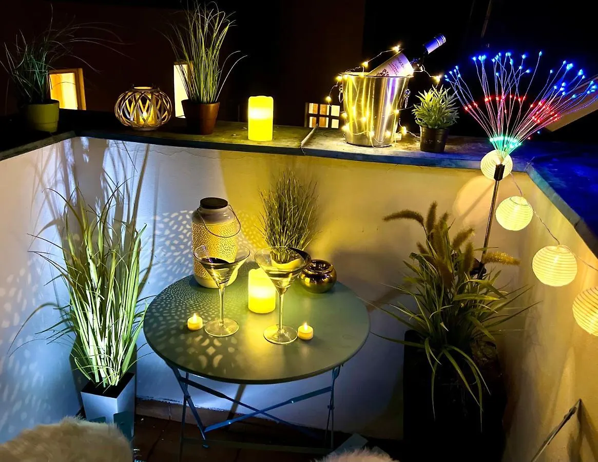 Duplex 2 With Quiet Terrace On Wenceslas Square Прага Апартаменты