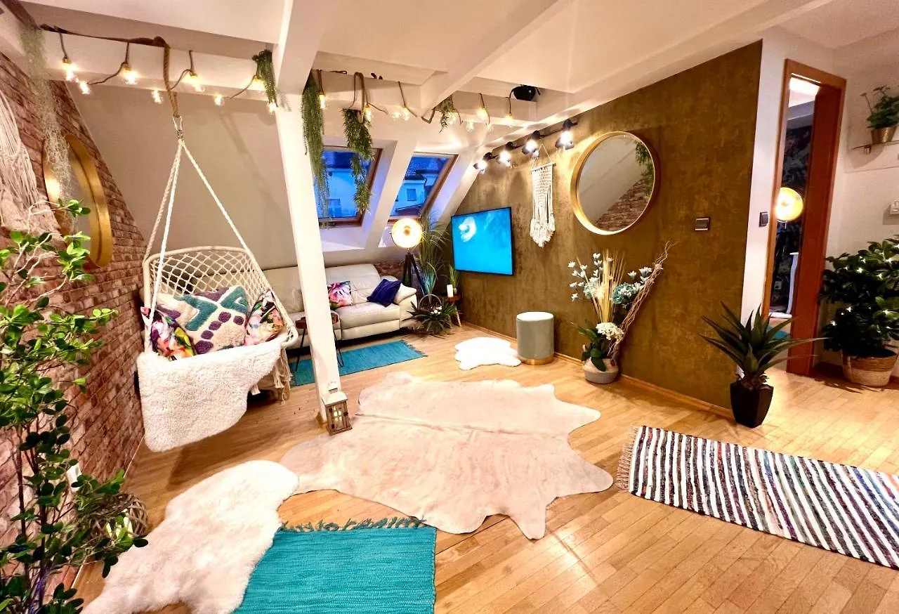 Duplex 2 With Quiet Terrace On Wenceslas Square Прага Чехия