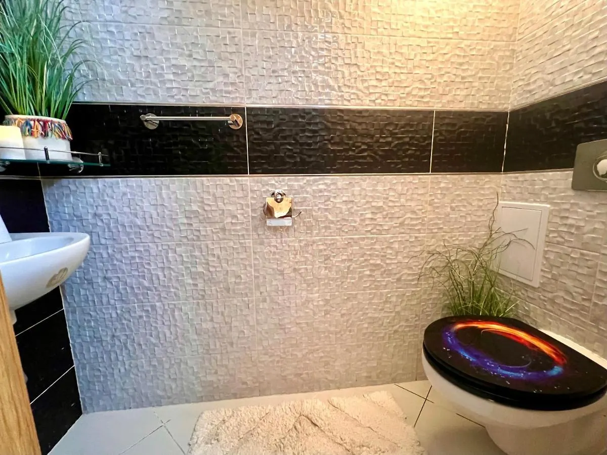 Duplex 2 With Quiet Terrace On Wenceslas Square Praha Apartmán