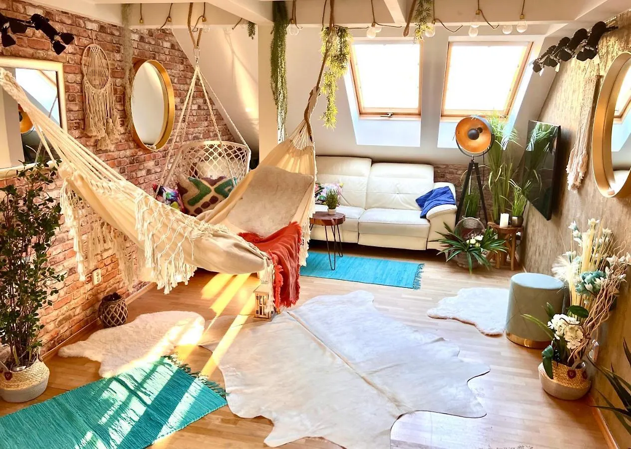 Duplex 2 With Quiet Terrace On Wenceslas Square Praha